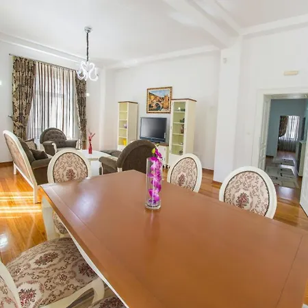 Biosphere Luxury Daire Mostar